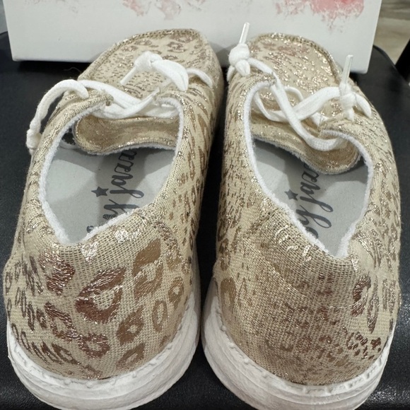 ✨ Gypsy Jazz Gold Leopard Print Slip-On Sneakers – Size 7.5 ✨ - Picture 5 of 6